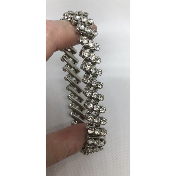 Vintage Three Row Clear Rhinestone Stretch Bracelet British Hong Kong - Picture 7 of 8